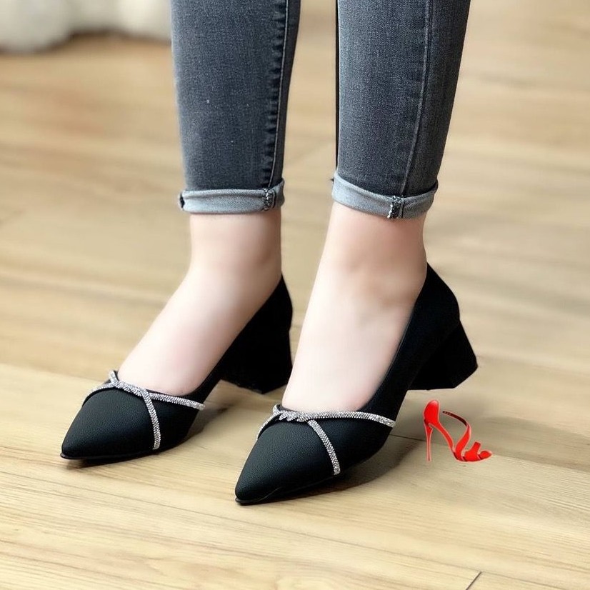 کفش مجلسی خاص و جذاب.چرم خاویاری نگین وارداتی