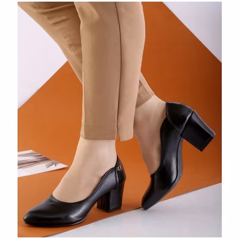 کفش پاشنه دار جدید