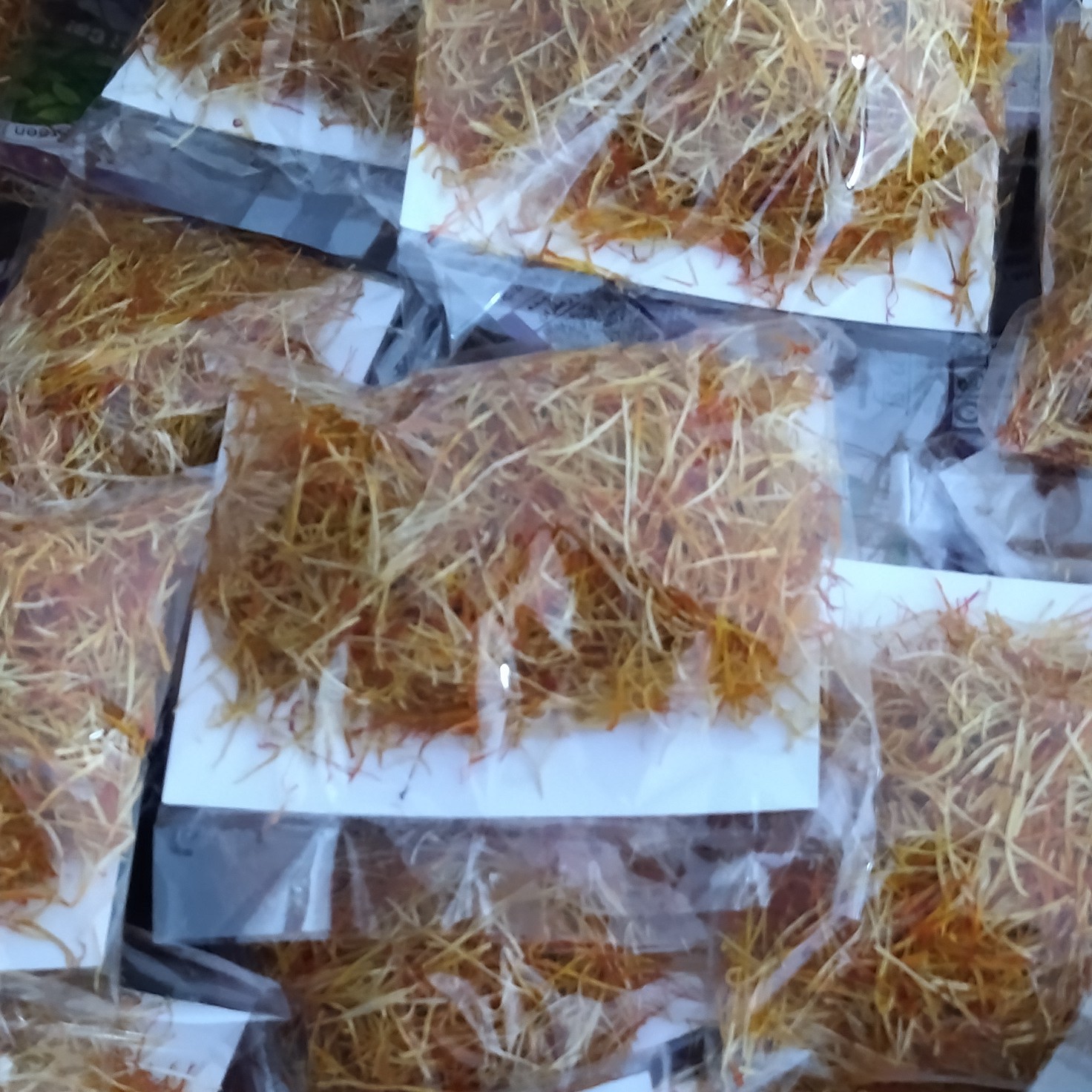 ریشه زعفران اعلا بسته یک مثقالی