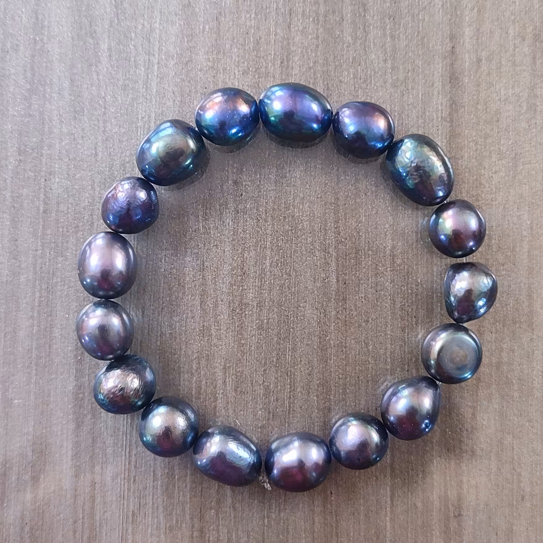 دستبند مروارید پرورشی طبیعی اصل هفت رنگ سیاه سایز 10 نامنظم