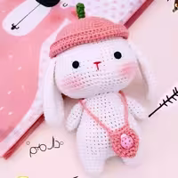 عروسک خرگوش کلاه به سر دستباف ناری
