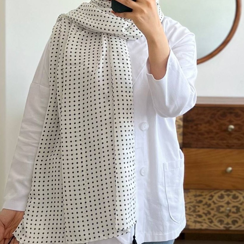 شال نخی صابونی وارداتی منگوله دار دور دوخت