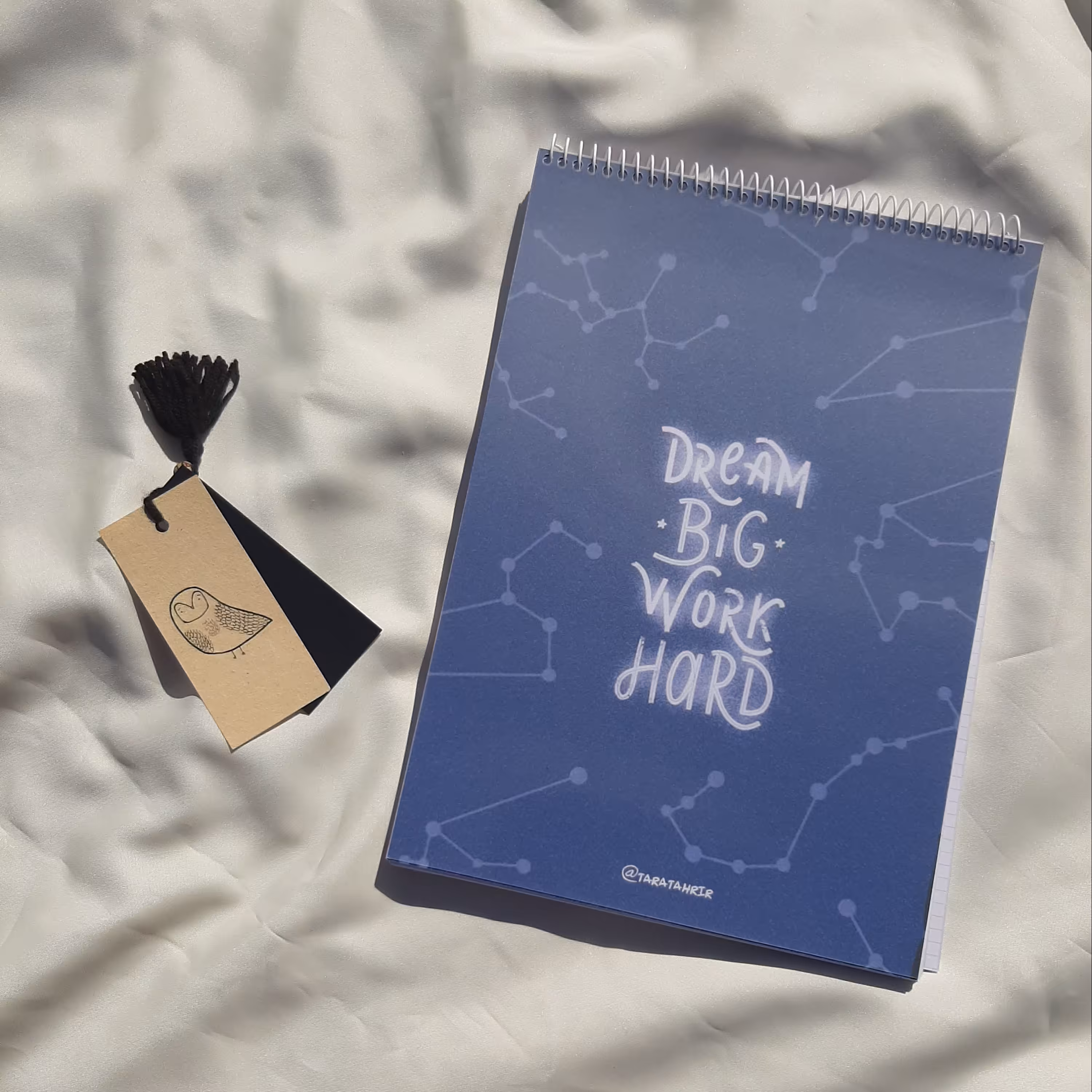 دفتر شطرنجی جزوه نویسی 200 برگ سایز آ4 طرح آرزوی بزرگ