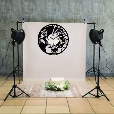 ساعت دیواری آذرلاکچری طرح آتلیه عکاسی کد AT02