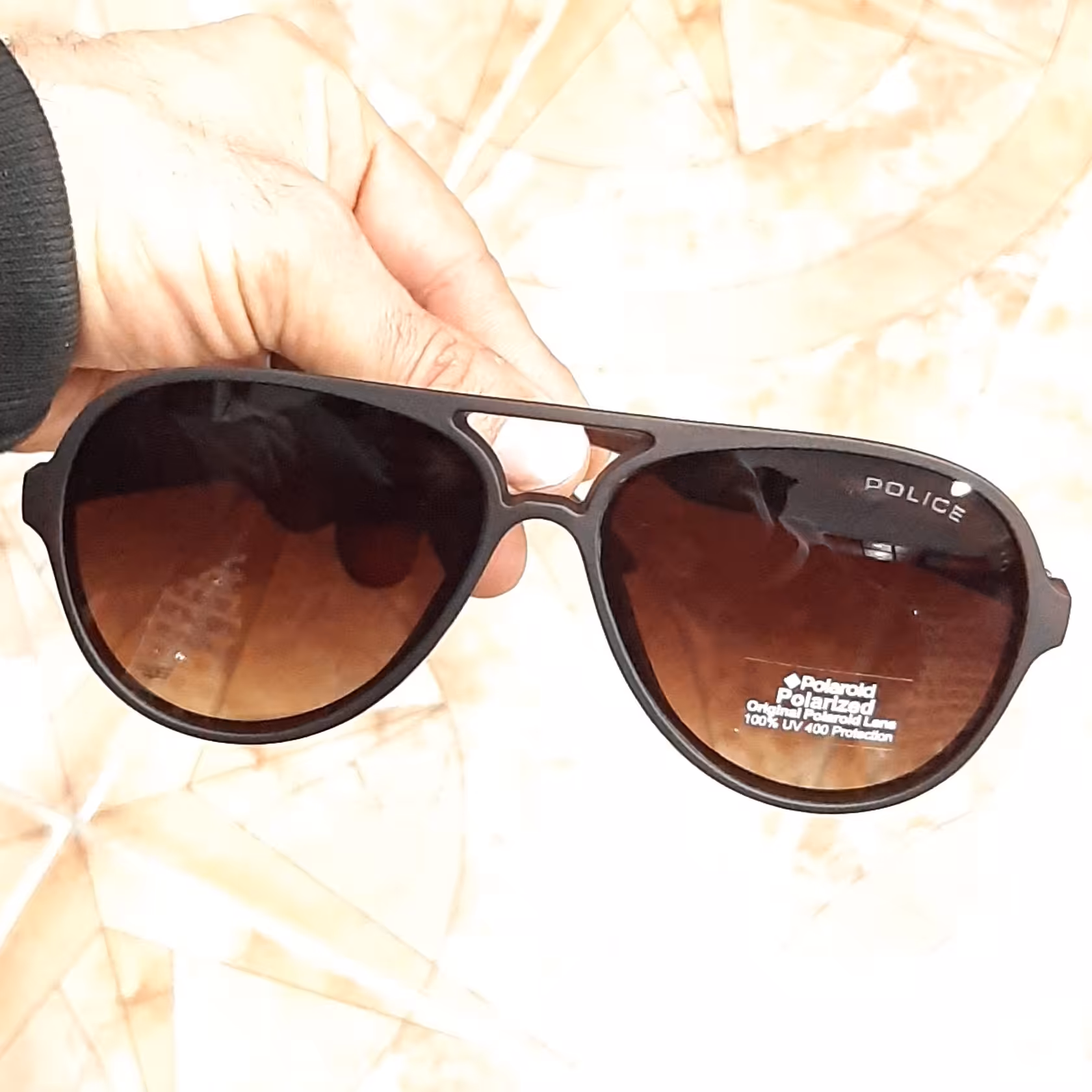 عینک آفتابی اسپرت مارک پلیس پلاریزه یووی 400 دسته چوب خلبانی مناسب آقایان و خانمها