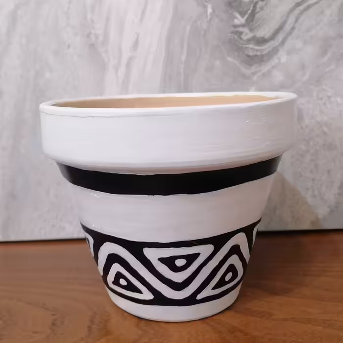 گلدان سفالی 