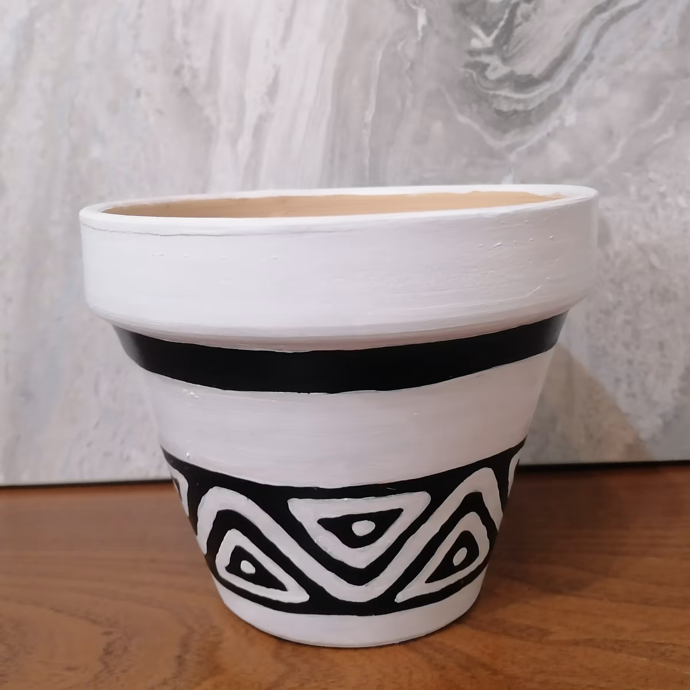 گلدان سفالی 