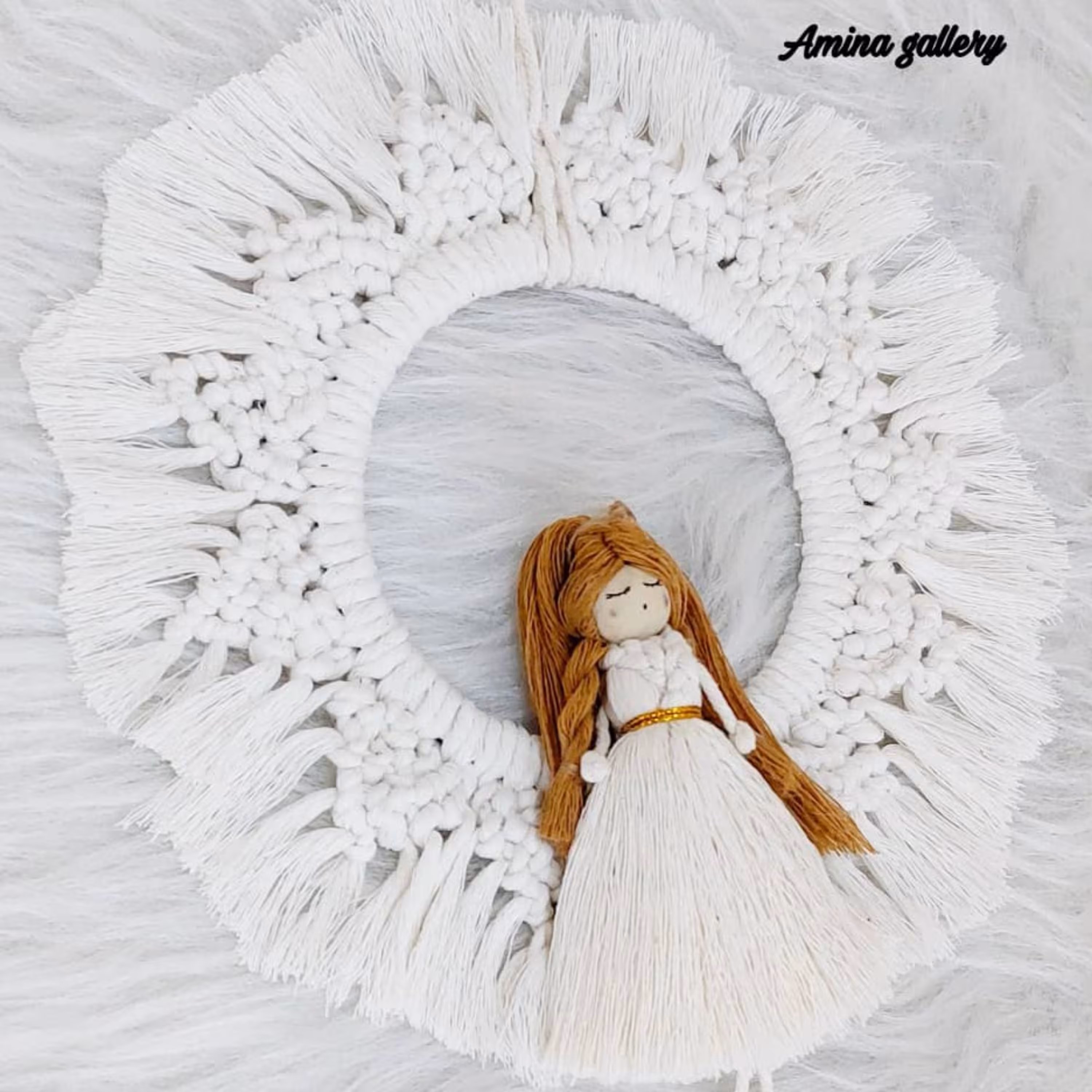 فرشته مکرومه با قاب مکرومه 