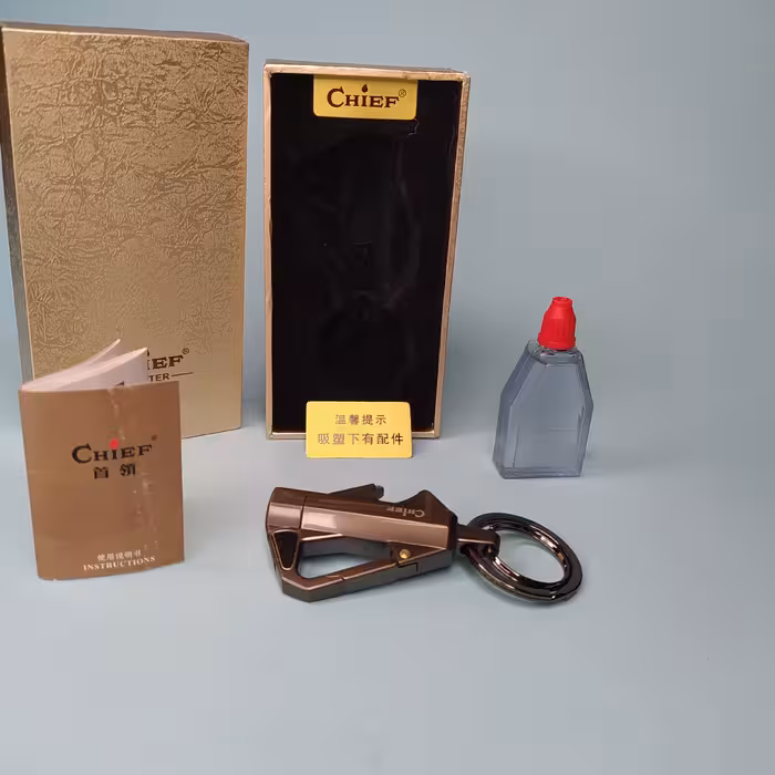 فندک بنزینی از برند(Chief) که جاکلیدی هم میشه 