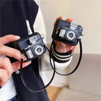 کاور ایرپاد طرح دوربین فلاشر زن