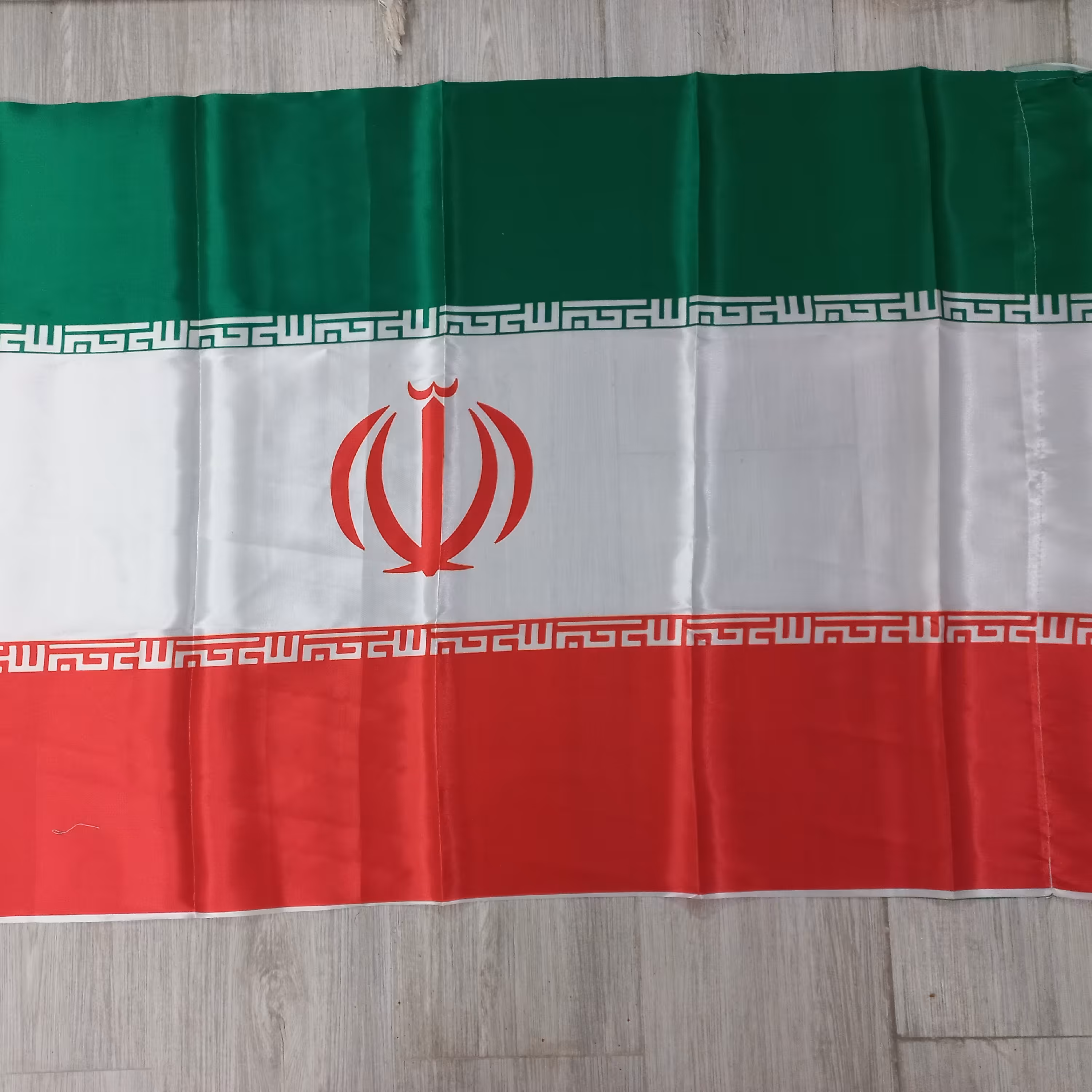 پرچم ایران چاپ دیجیتال ساتن کد 1067 (90 در 150)