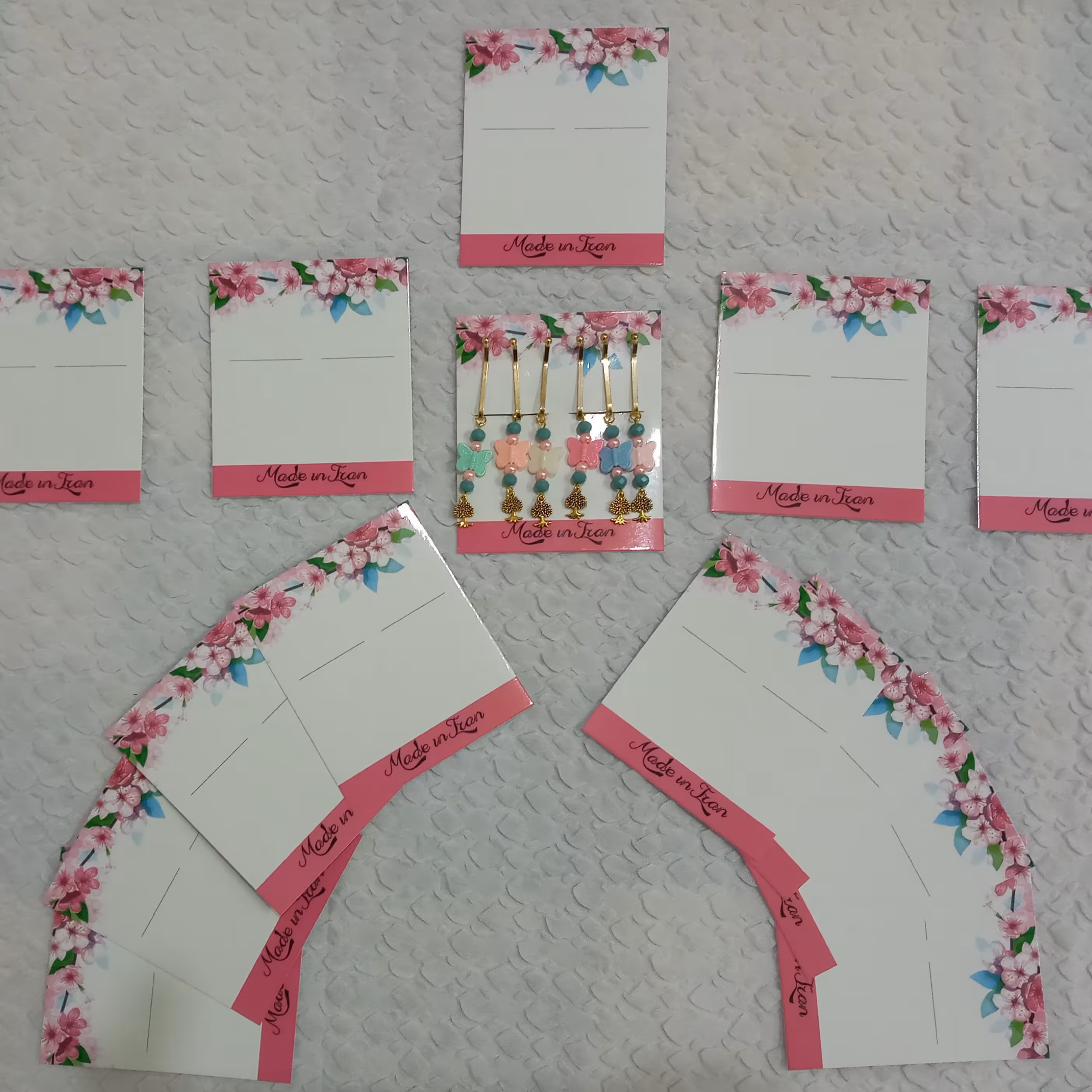 کارت گیره روسری و کش مو و گردنبند بسته ده عددی