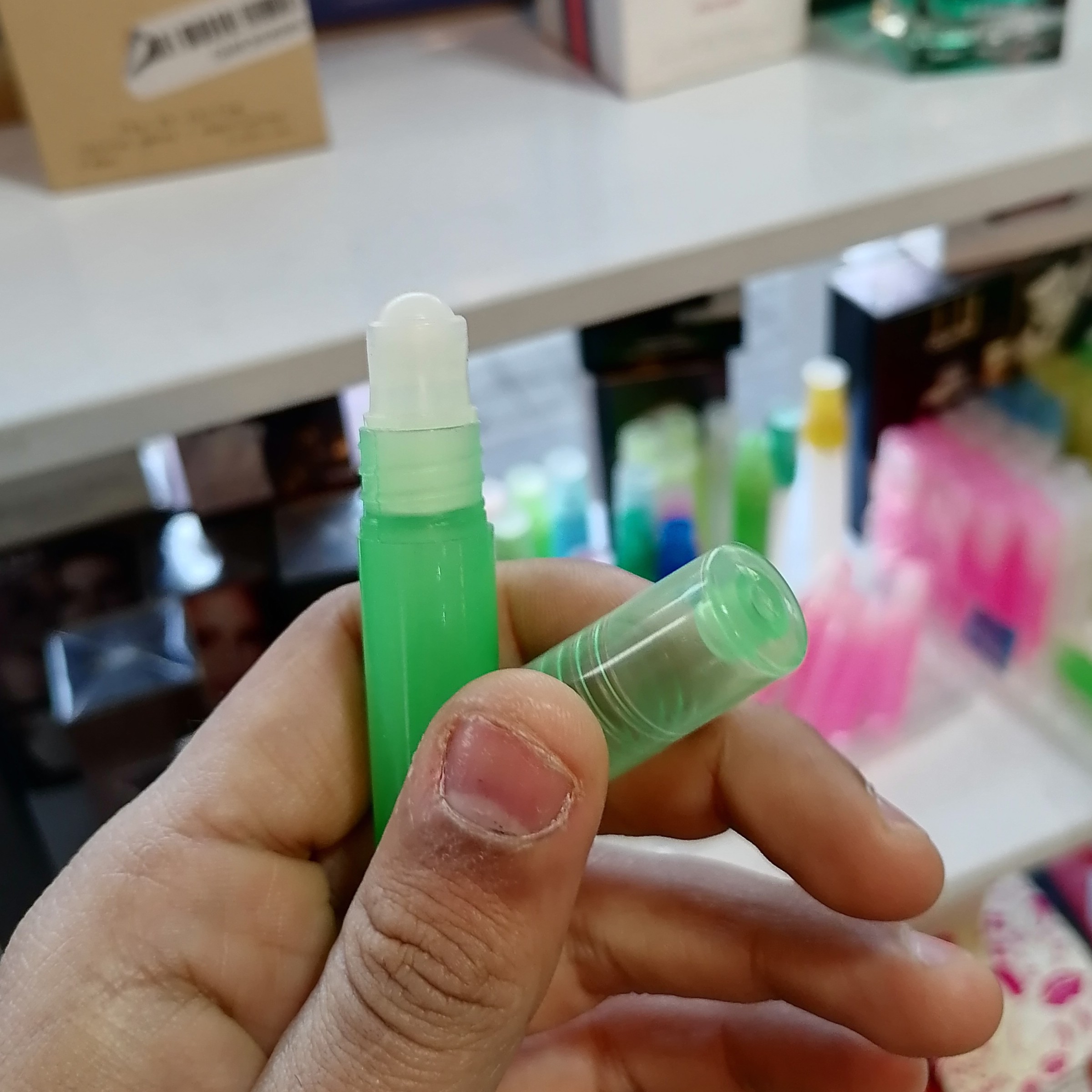 عطر اینوکتوس خالص غلتکی