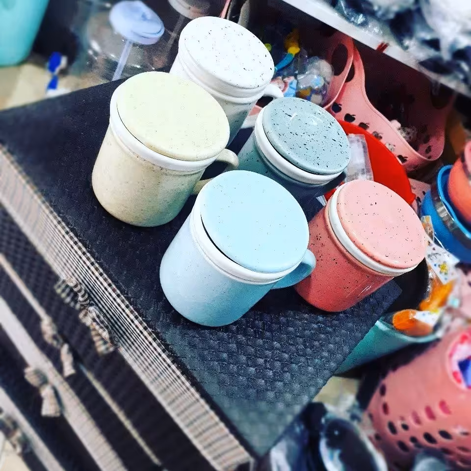 لیوان دمنوش چینی خالداررنگی 
ازجنس سرامیک