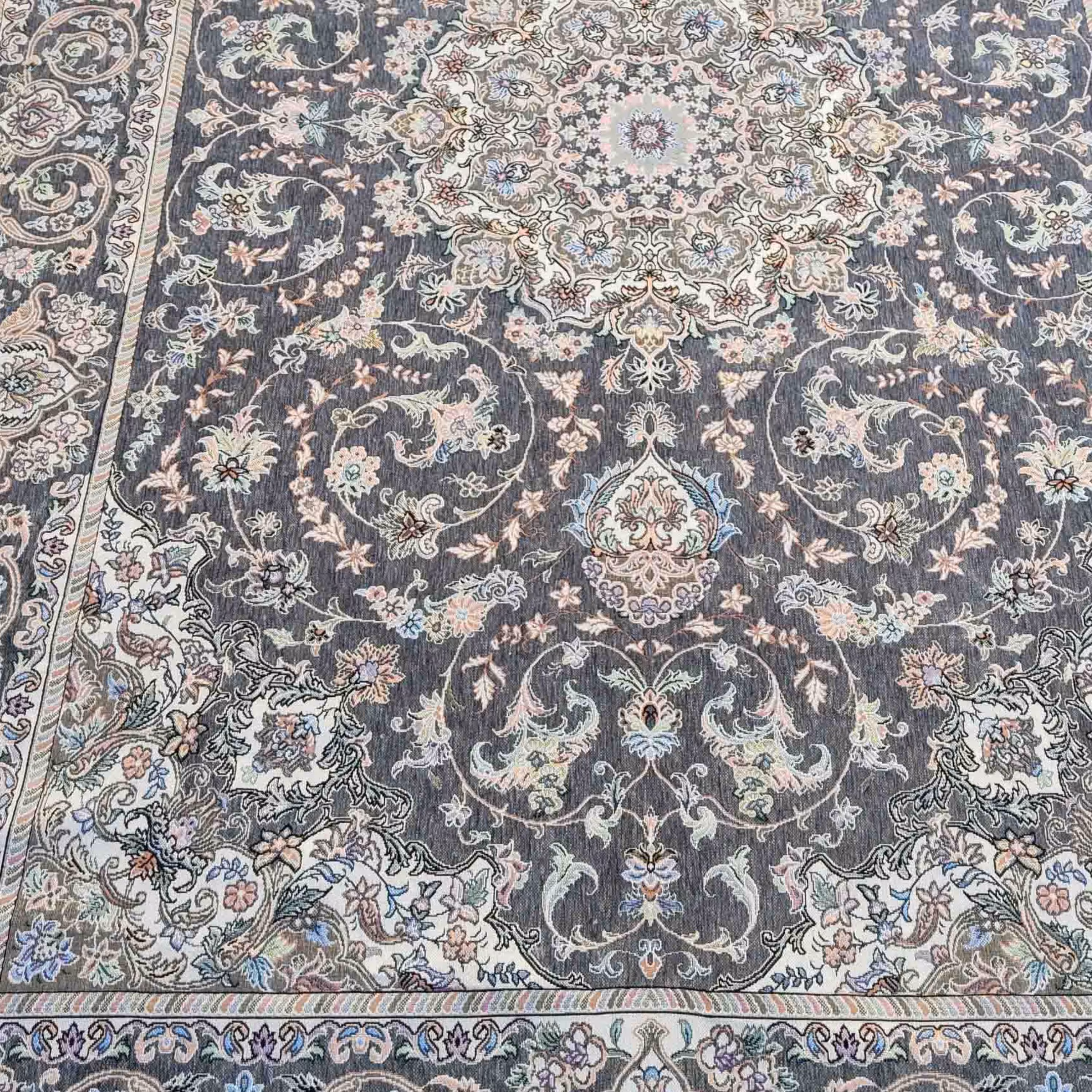 روفرشی بسیار زیبا و با کیفیت و پرفروش سایز 9 متری رنگ طوسی تیره (فیلی)