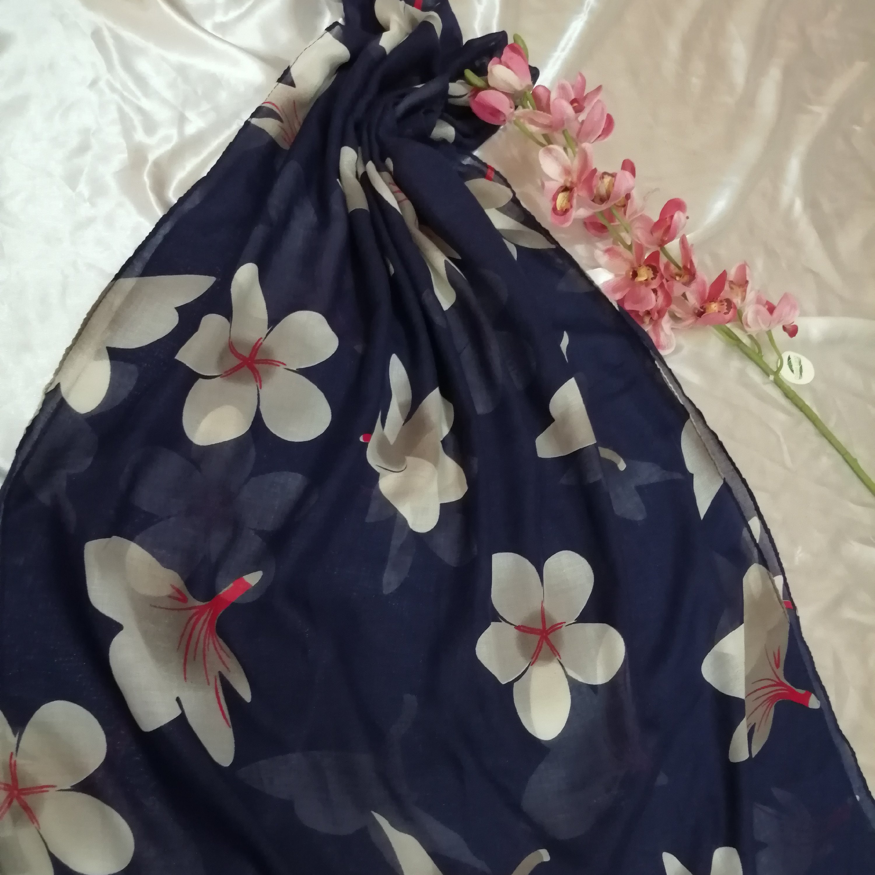 شال نخی سبک قواره دار