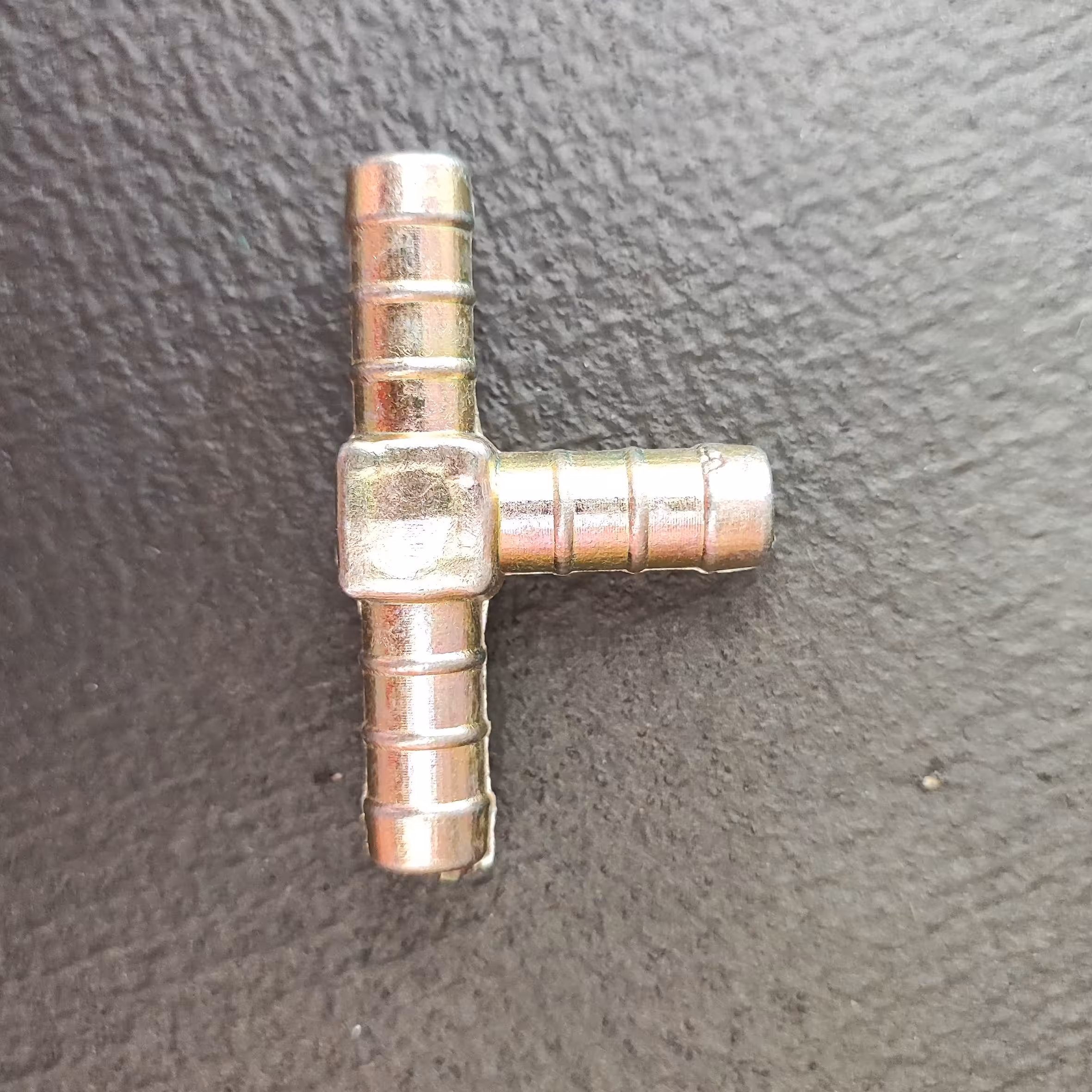 سه راهی شیلنگ گاز 