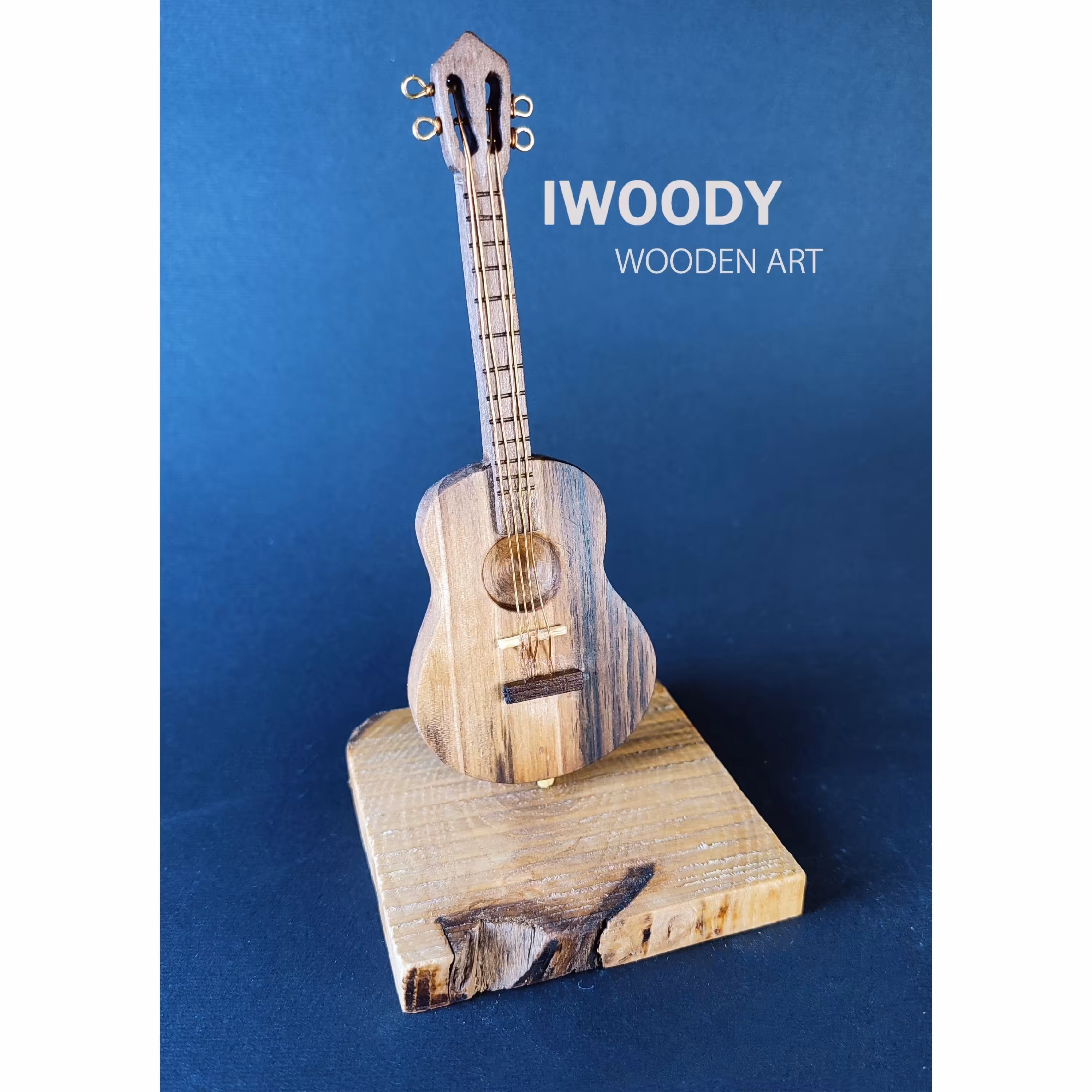 مجسمه دکوری طرح گیتار آکوستیک