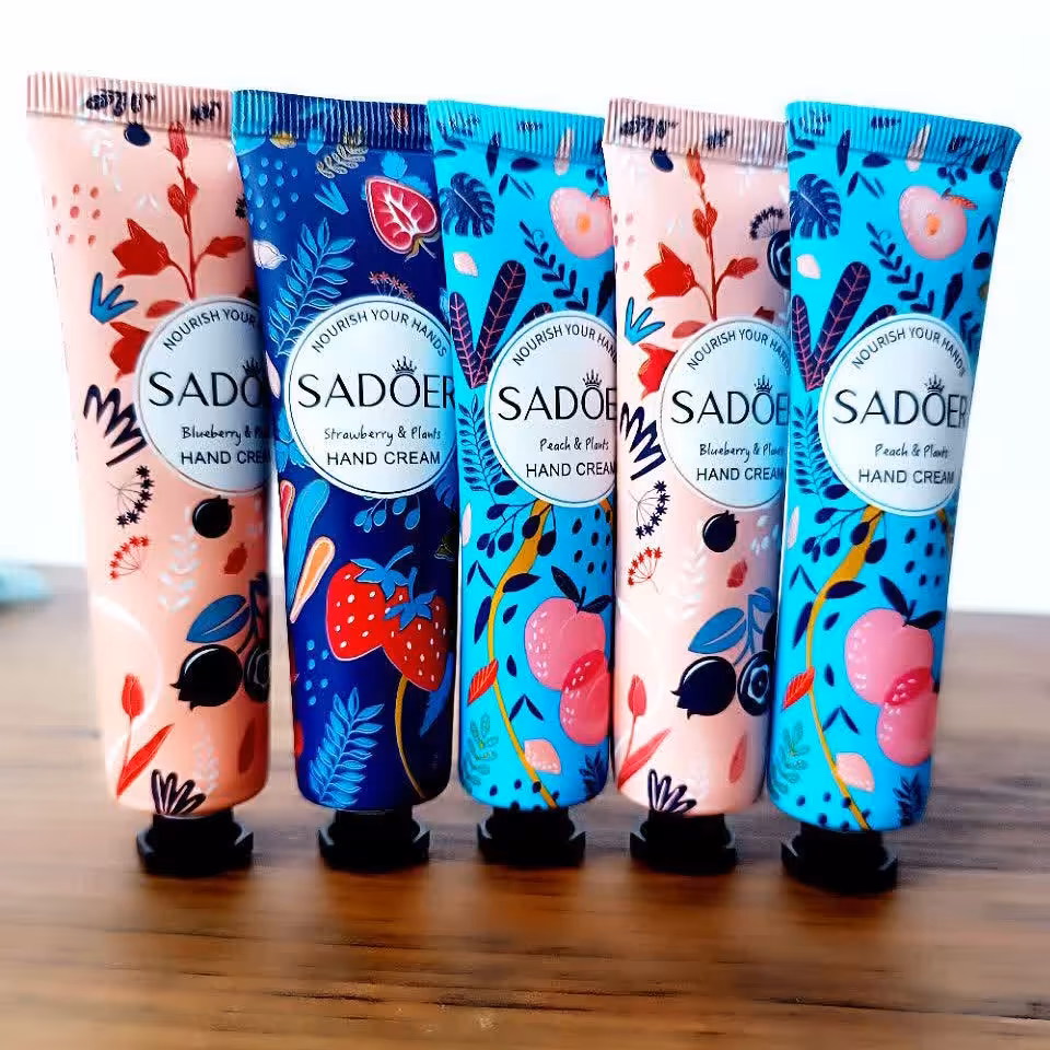 کرم مرطوب کننده جیبی فوق العاده خوشبو نرم کننده 