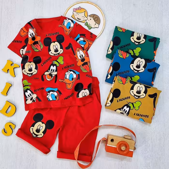 ست اسپورت بچگانه فانتزی و شیک مناسب حدود سنی 3 تا 10 سال کیفیت تضمینی جنس پنبه رنگبندی جذاب و زیبا 