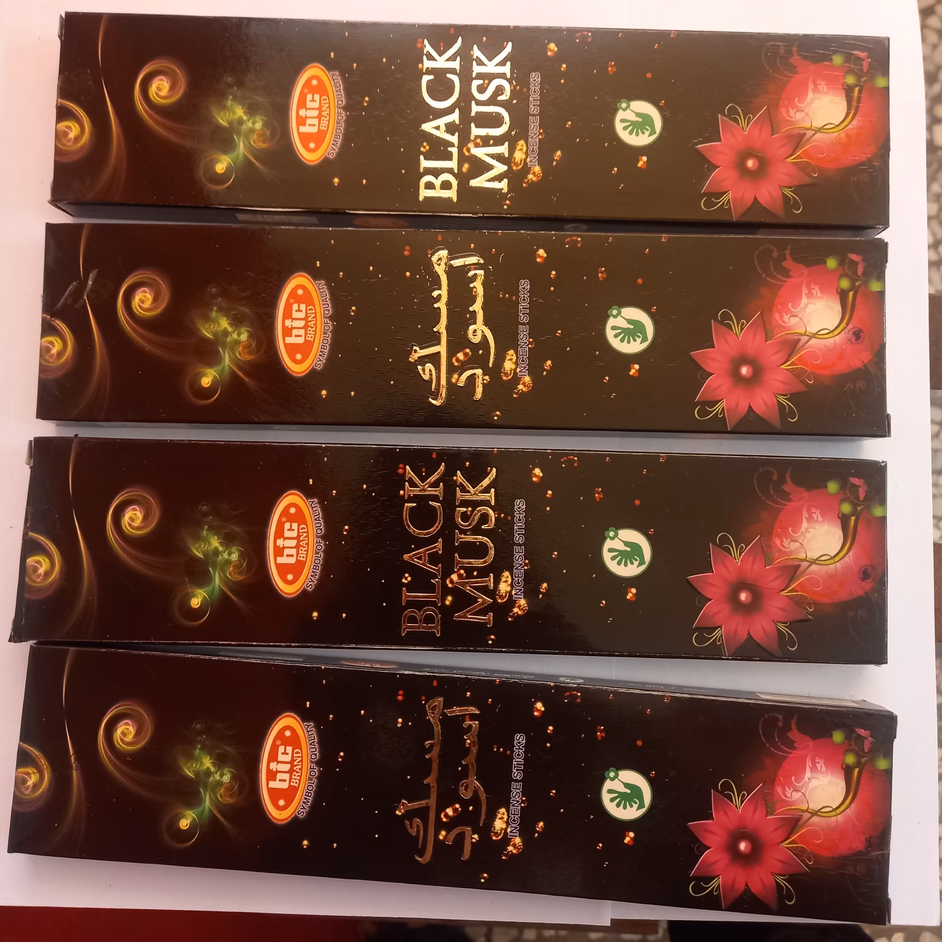 عود مشک سیاه 