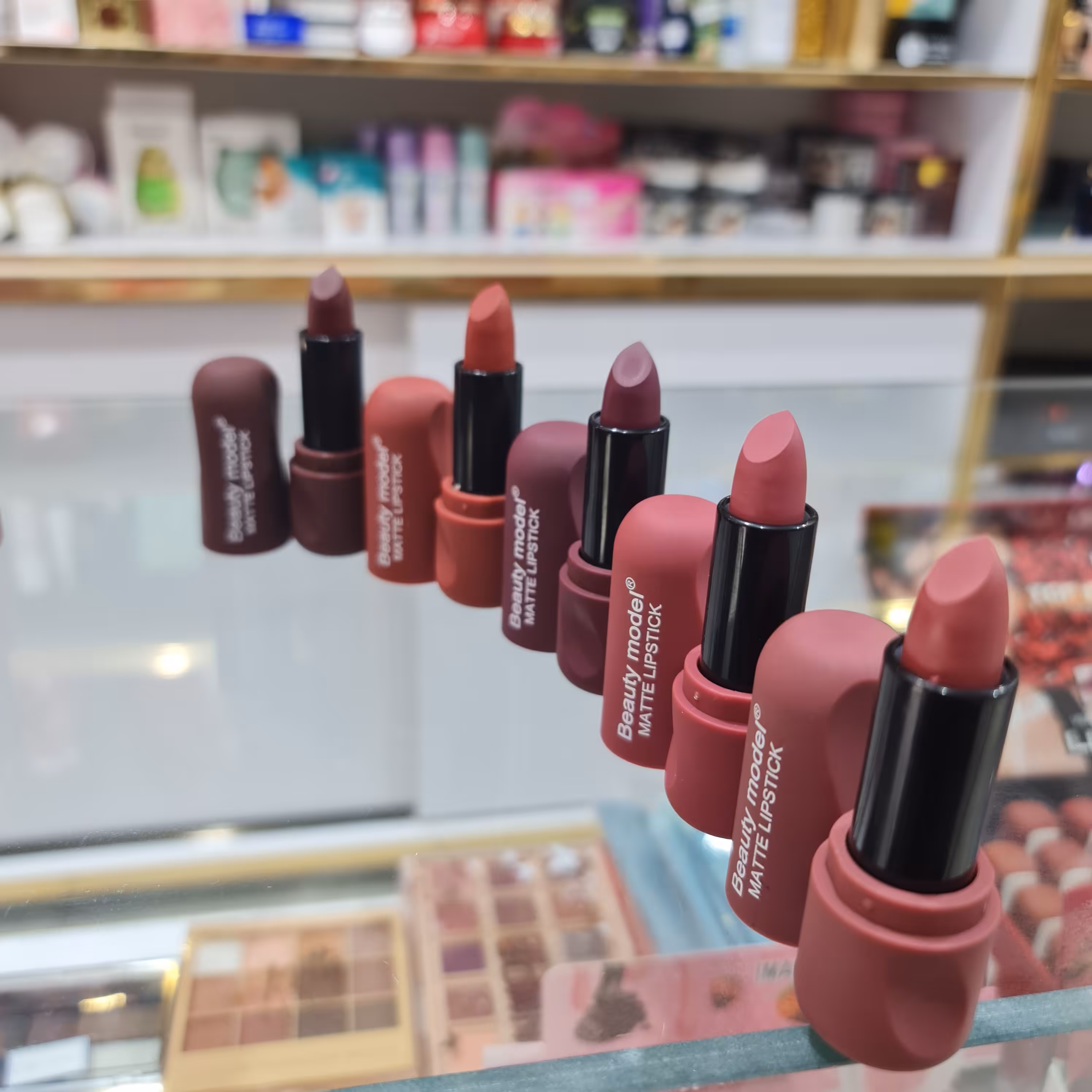 رژ جامد مات بیوتی