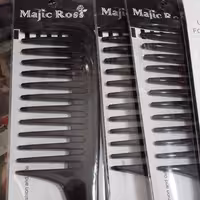 شانه با دندانه های مخصوص فِر 