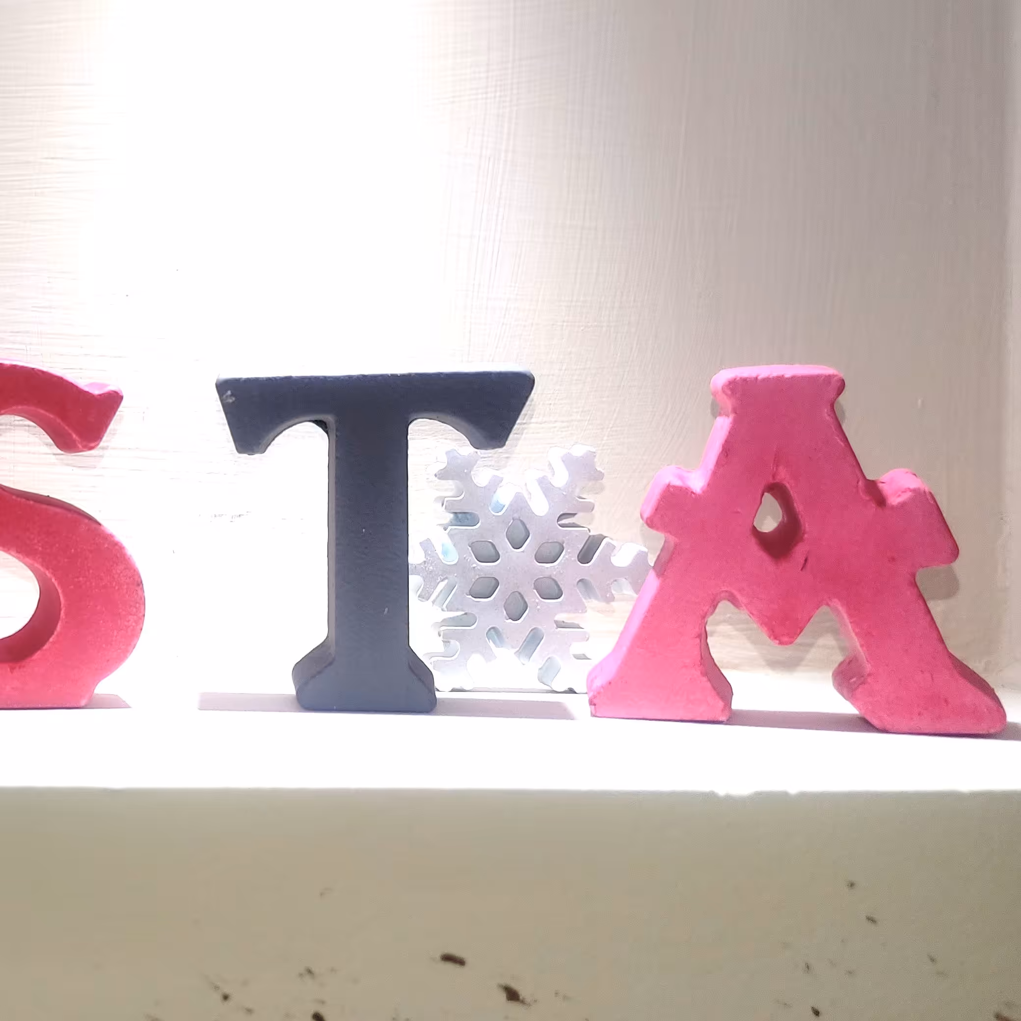 استند اسم  طراحی اختصاصی با نام و طرح دلخواه شما 