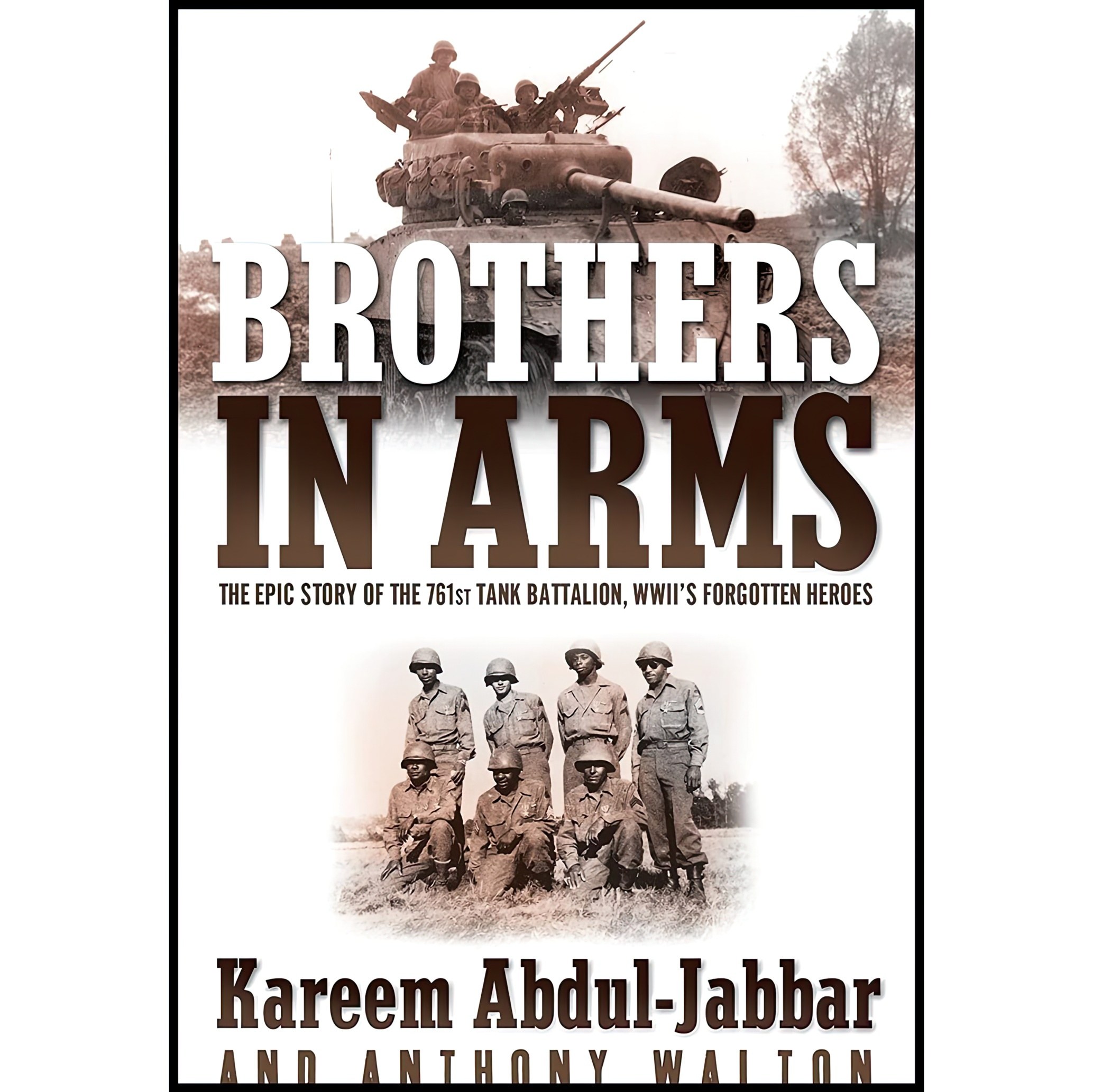 کتاب زبان اصلی Brothers in Arms اثر Kareem AbdulJabbar and Anthony Walton