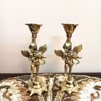 شمعدونی برنزی طرح نوازنده شیک 