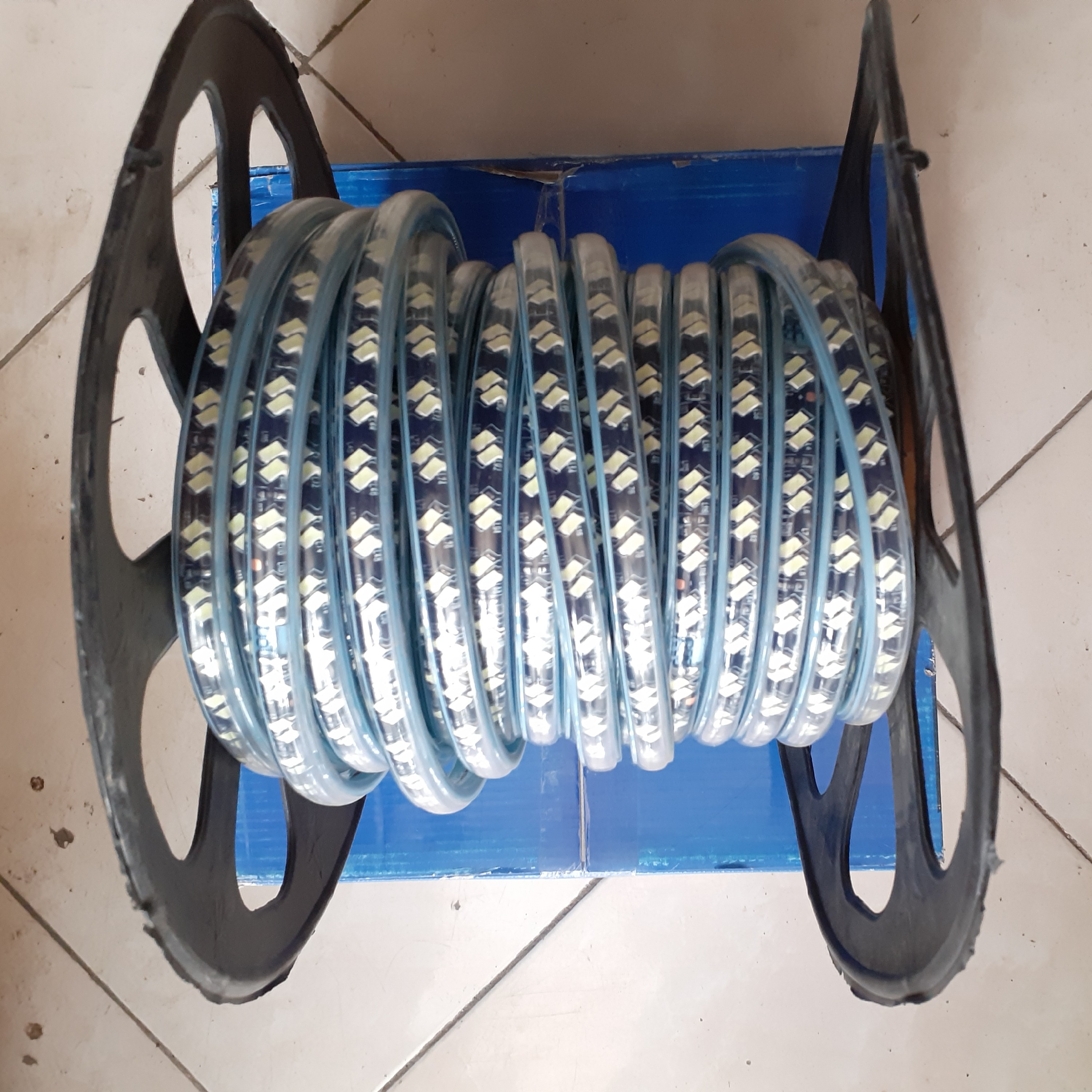 ریسه تک رنگ ارسال پس کرایہ 