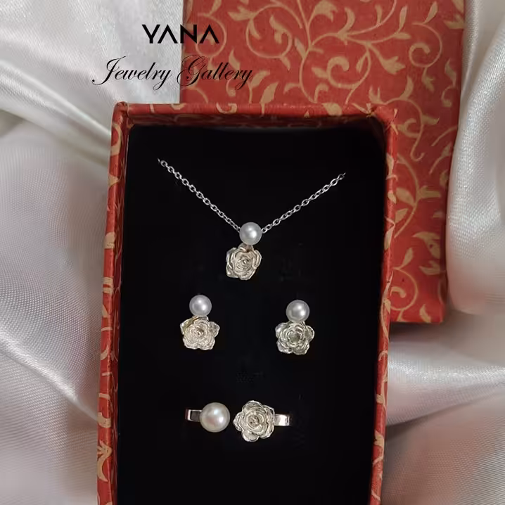 ست نقره و مروارید پرورشی گل رز  مینیمال و دستساز