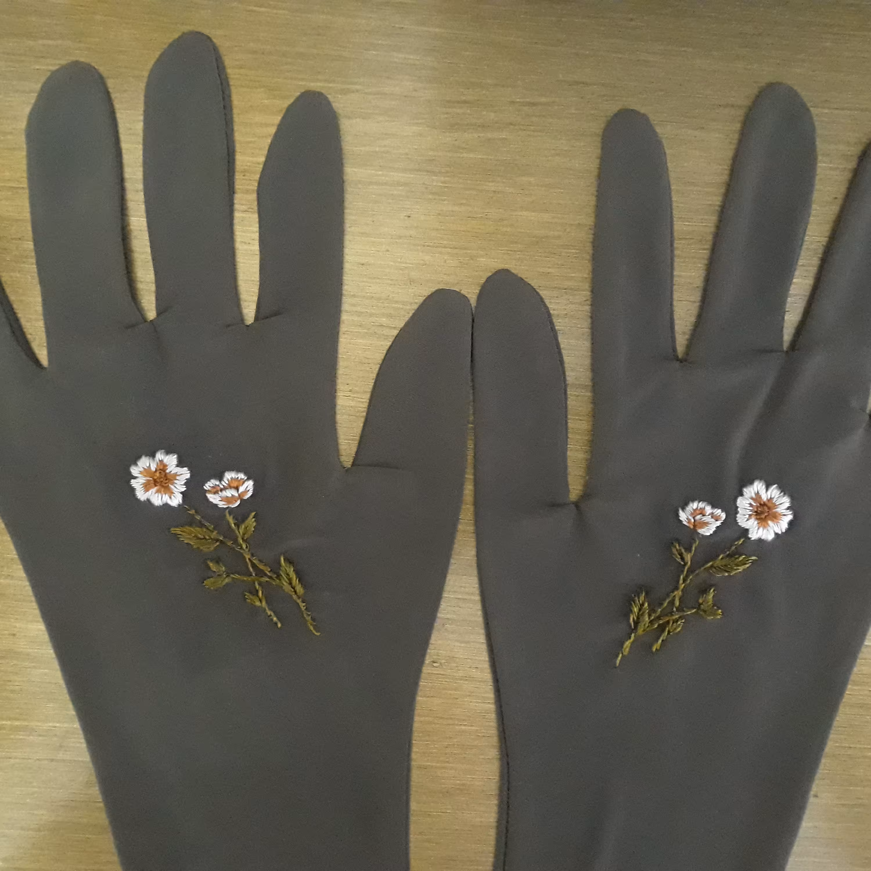 دستکش ریون ابریشم دوزی 4