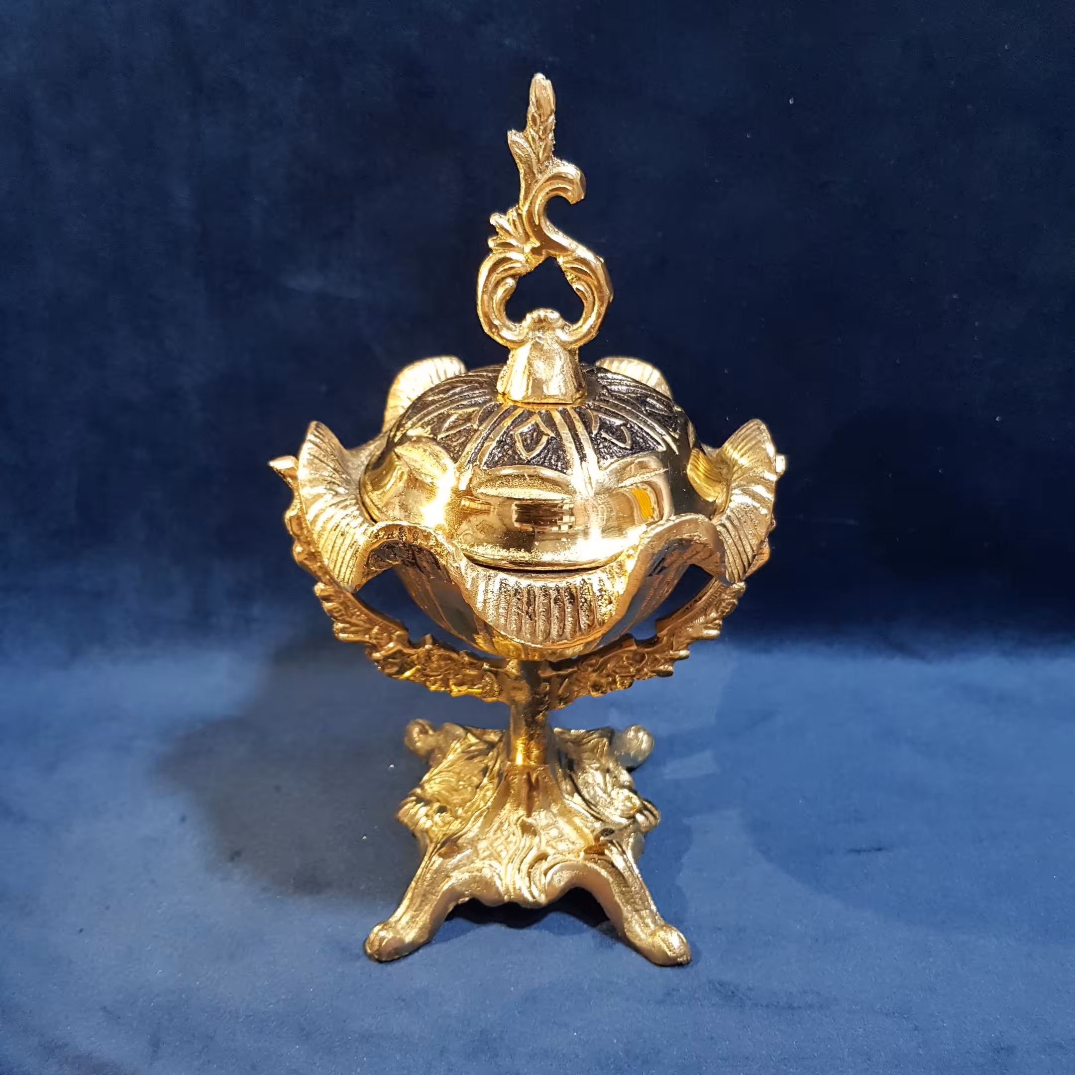 شکلات خوری برنز کدD