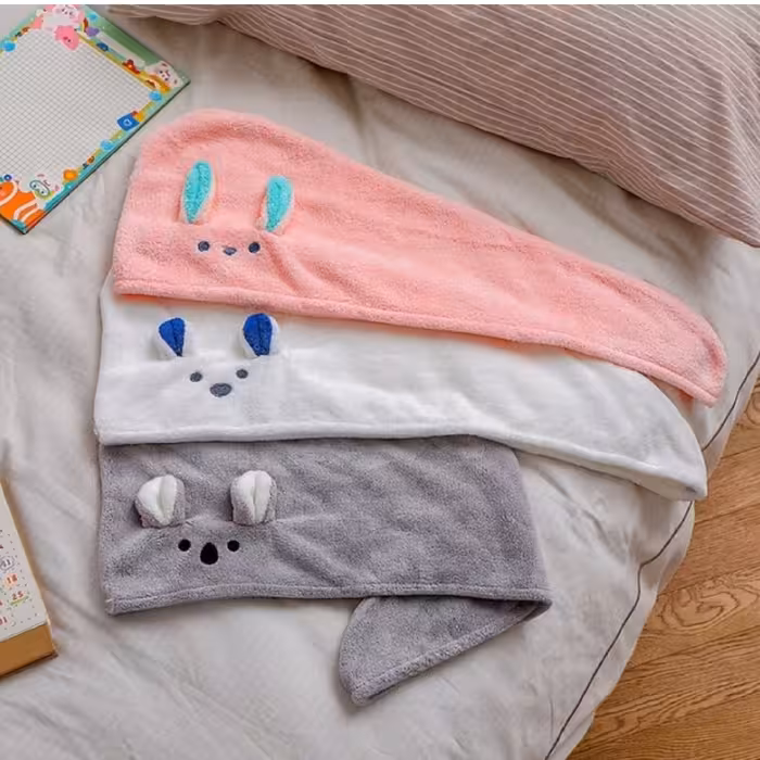 حوله سر  و کلاه حـــــــمام وارداتی دکمه دار با آبگیری عالــــــــــی