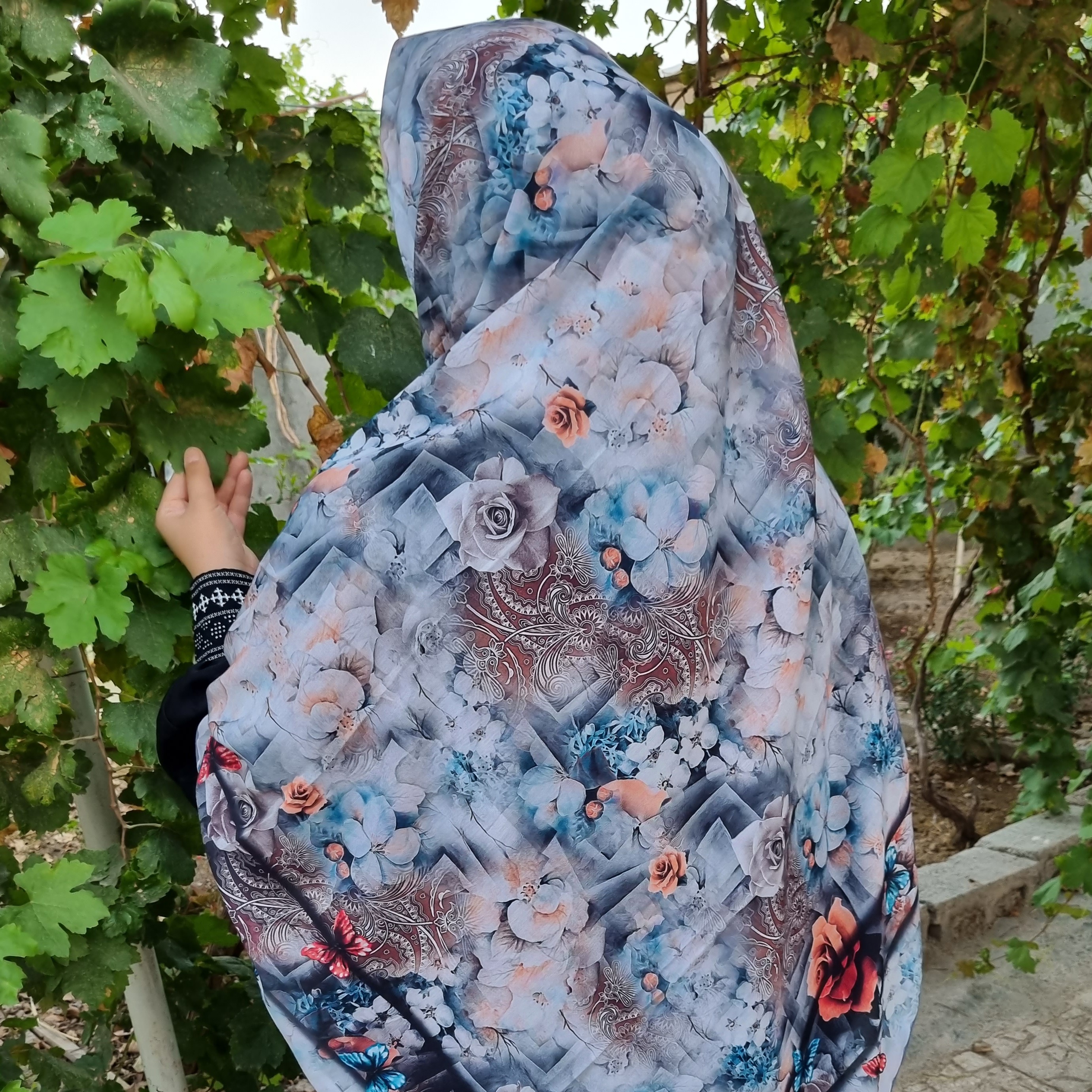 روسری قواره 140دور دست دوز نخ اعلا درجه1