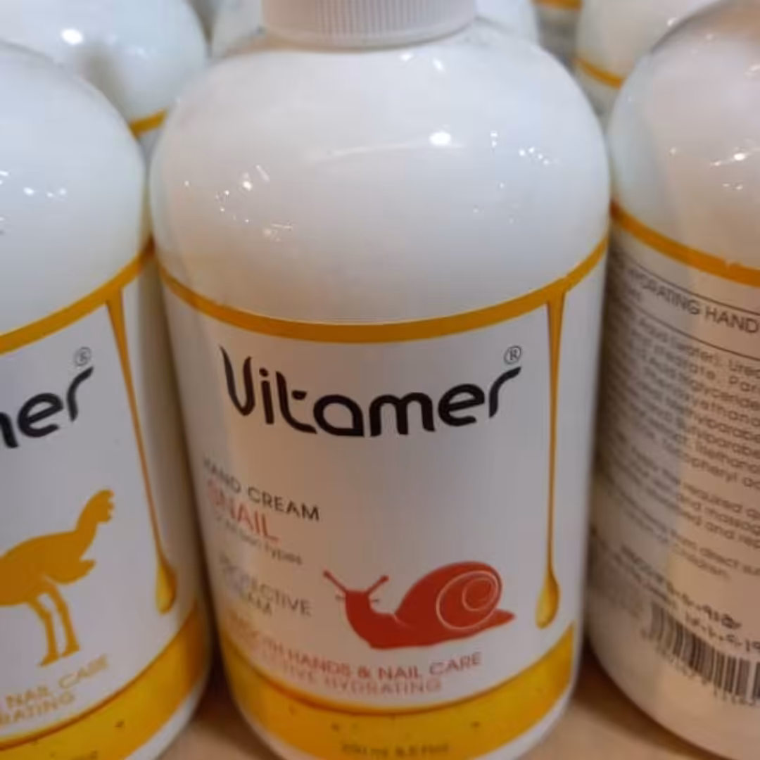 کرم مرطوب کننده و آبرسان ویتامر