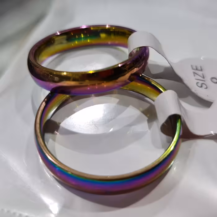 حلقه استیل هلوگرامی هفت رنگ با حک اسم تاریخ