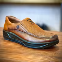 کفش مردانه چرم تبریز مدل کینگ برند شیکا رنگبندی مشکی عسلی سایزبندی 40تا44 