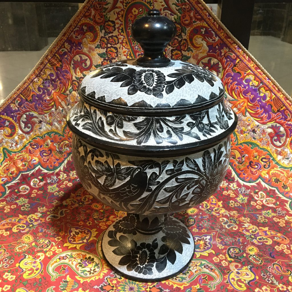 شکلات خوری پایه دار سنگی کد 03