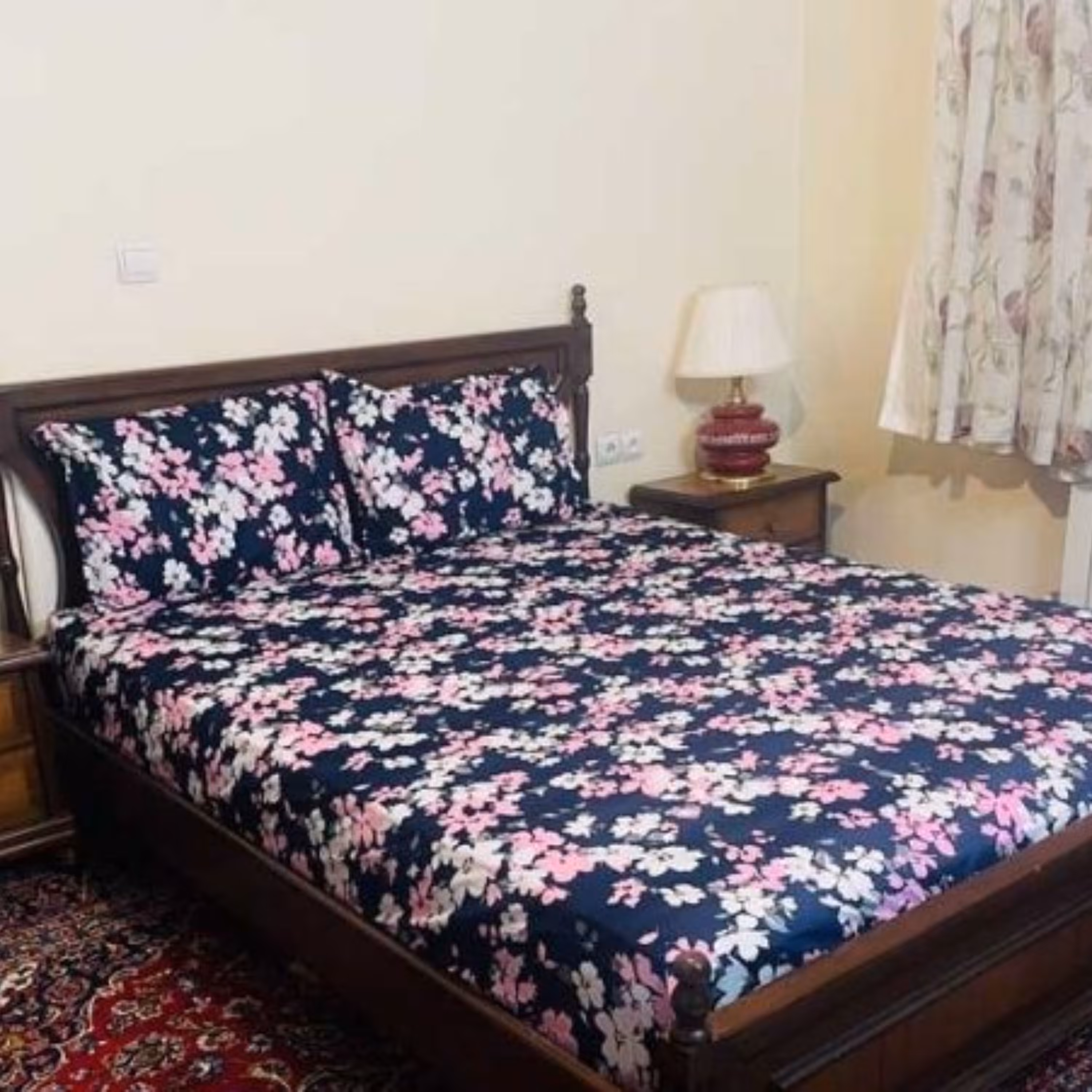 حراج روتختی 3 تیکه ملحفه کشدار تشک دونفره عرض (160 ) پارچه ترک مدل طناز 