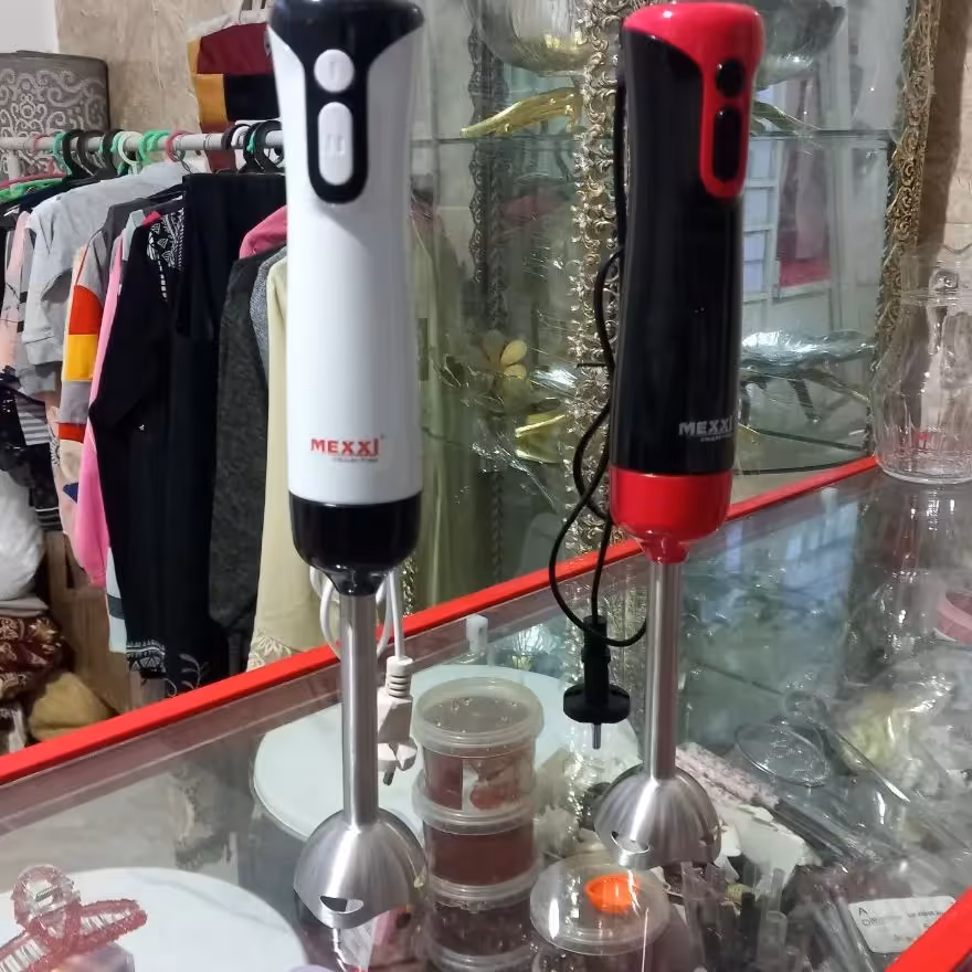 گوشتکوب برقی تک کاره مدلMEXXIاصل در رنگهای سفید  مشکی  و مشکی  قرمز  موجود است  تعداد محدوده   قیمت مناسب برای همه خانما