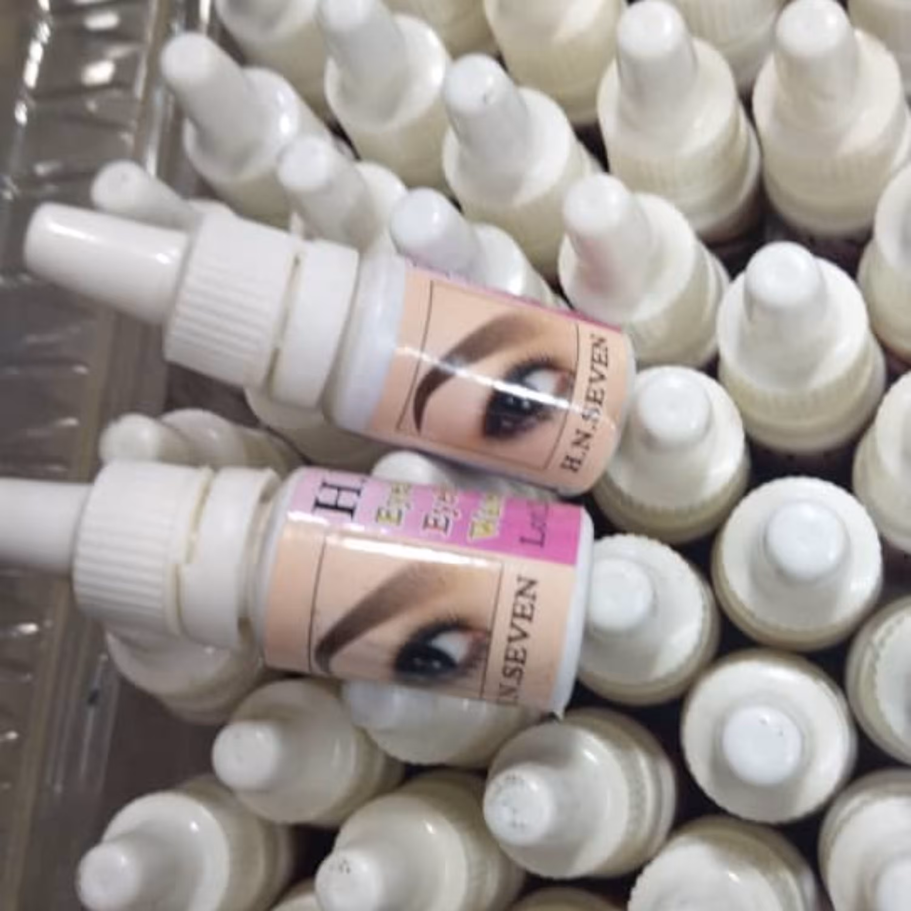 قطره تاتو موقت ابروها