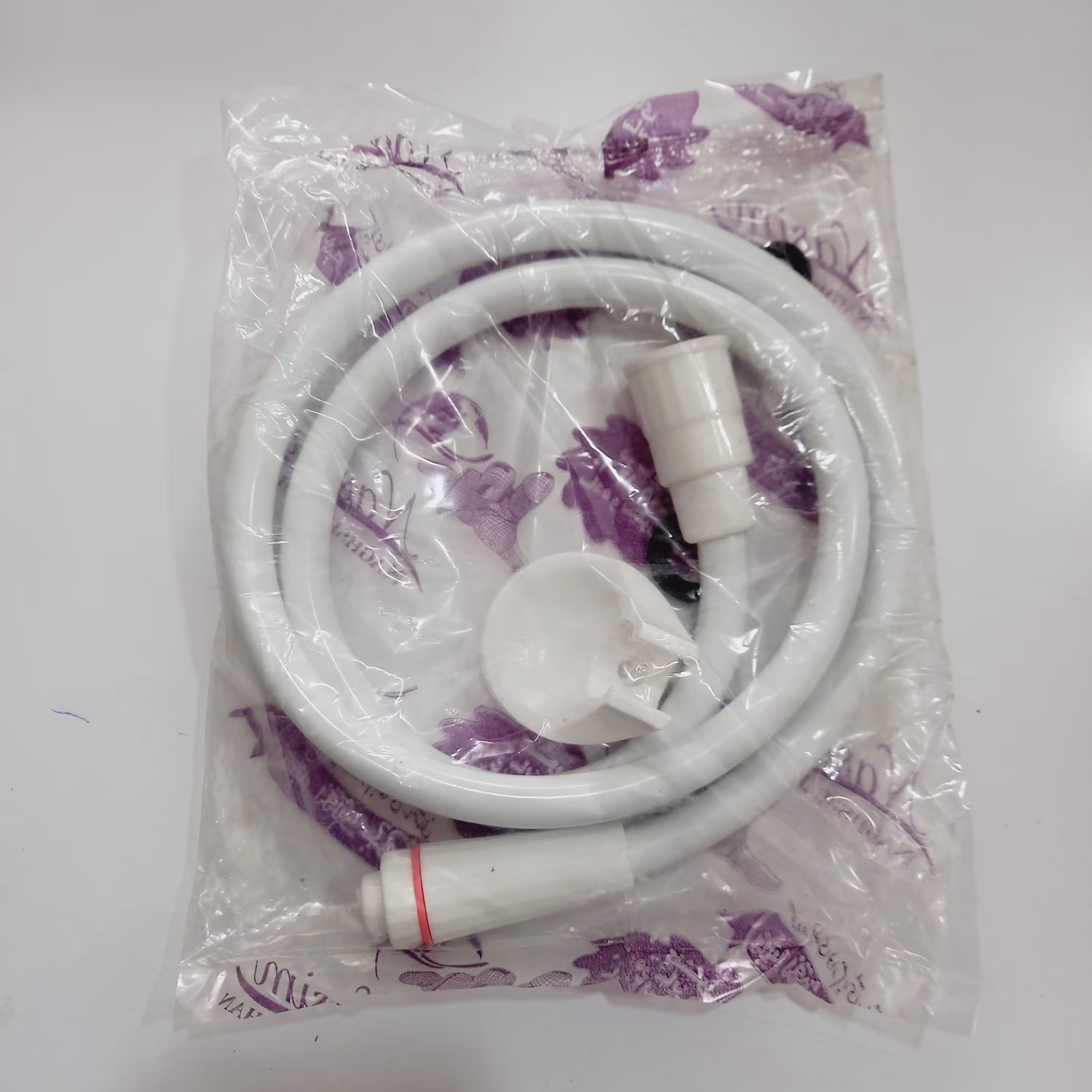 شلنگ پلاستیکی توالت و دستشویی