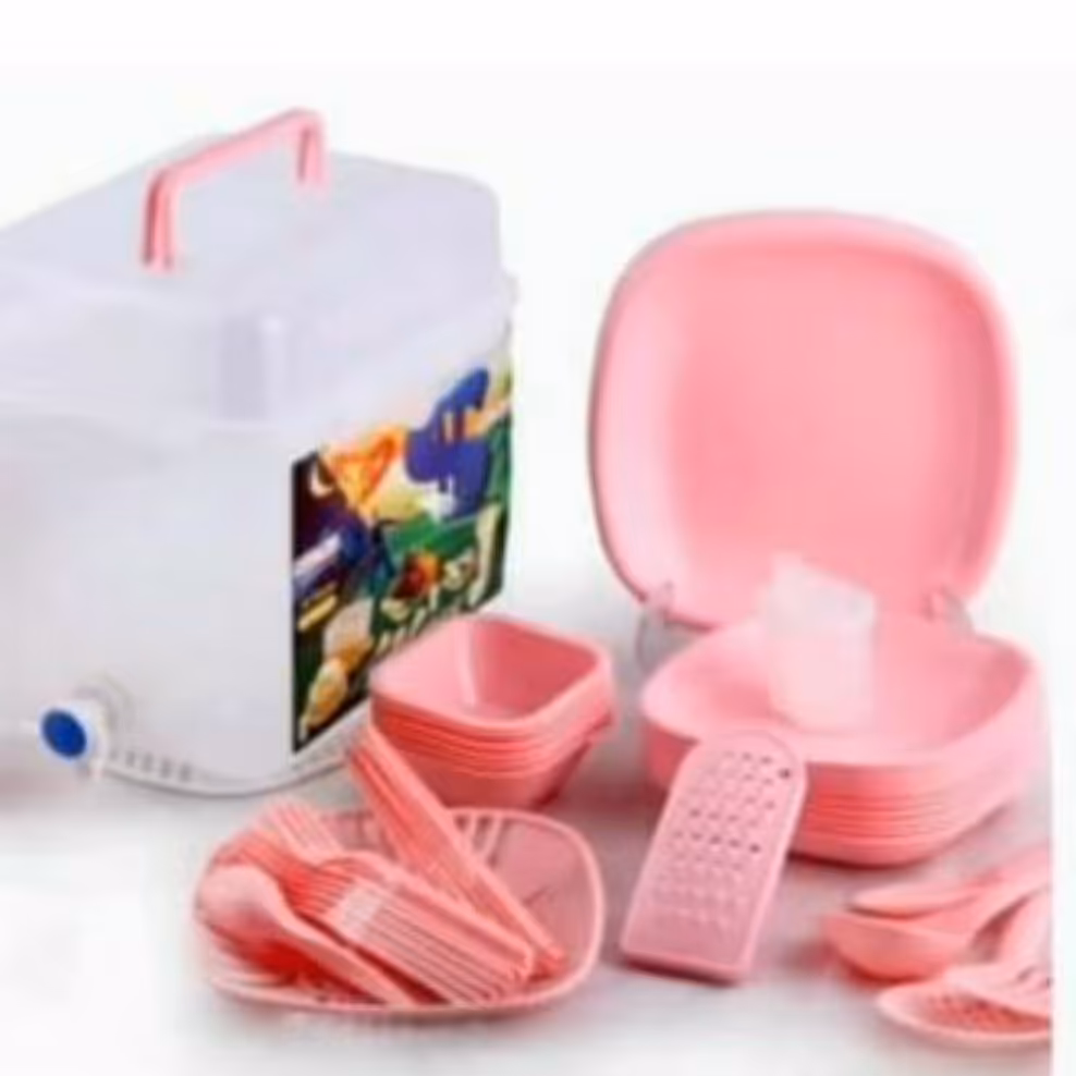 سرویس مسافرتی 65پارچه مناسب پارک ومسافرت و رنگ موجود صورتی وطوسی شش نفره برند کاوه