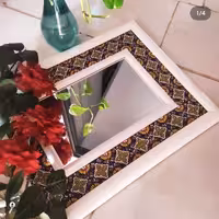 آینه همراه با قاب میناکاری