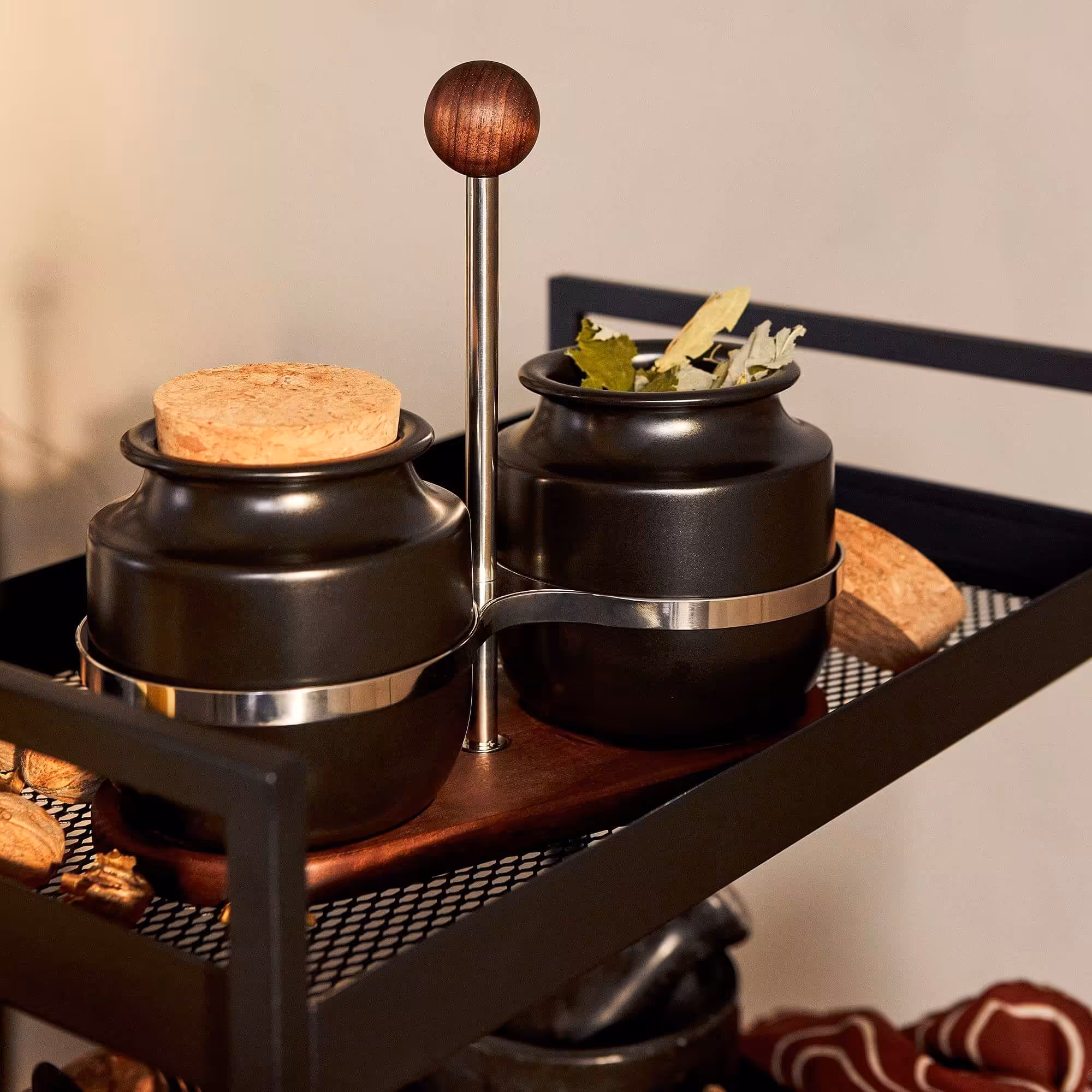 استند بانکه ایکیا مدل Krosamos