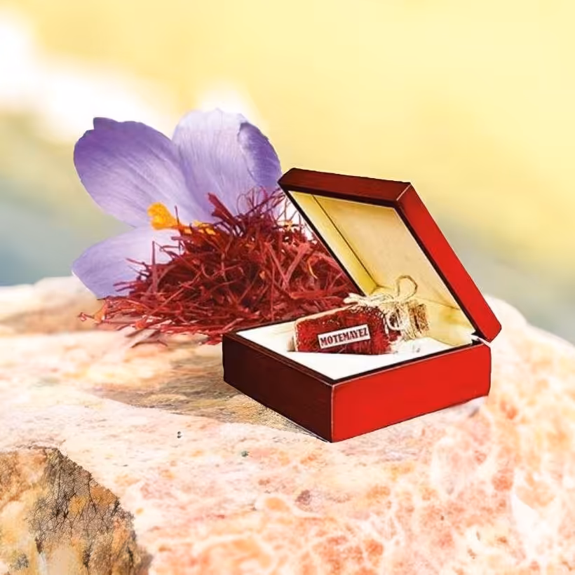 زعفران پوشال ، نگین ، دربسته بندی  1گرمی ،5 گرمی ، 1 مثقالی و....  ارگانیک مستقیم از دست کشاورز ، محصول روستای روچی 