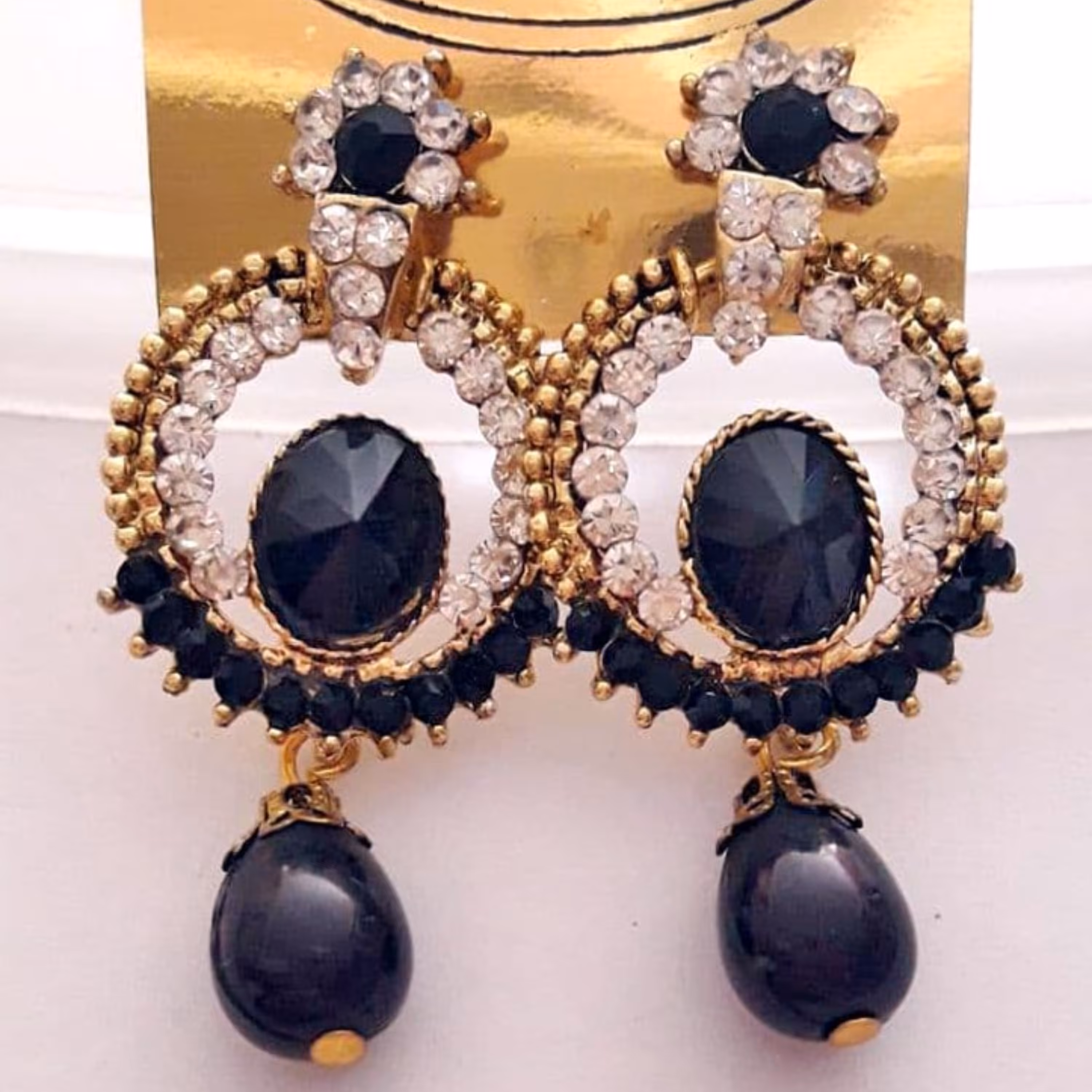 یک جفت گوشواره هندی نگین دار - مشکی - طرح 8