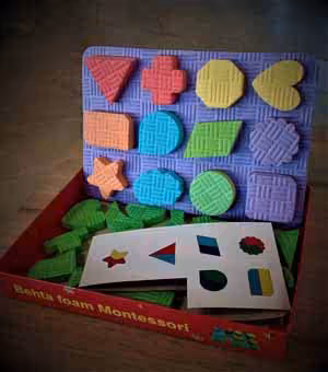 بسته بازی مونته سوری فومی (24 قطعه)،(باجعبه)